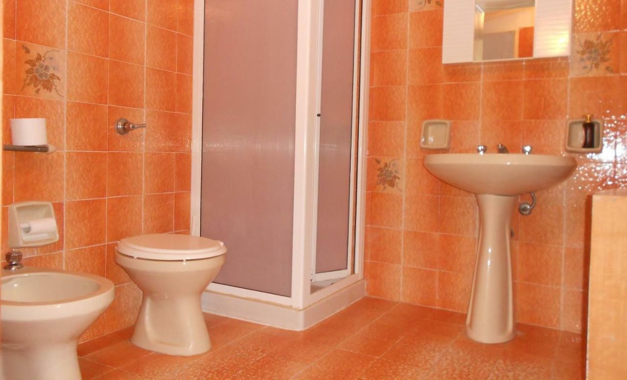 Yellow House Apartment Trappeto  Bagian luar foto